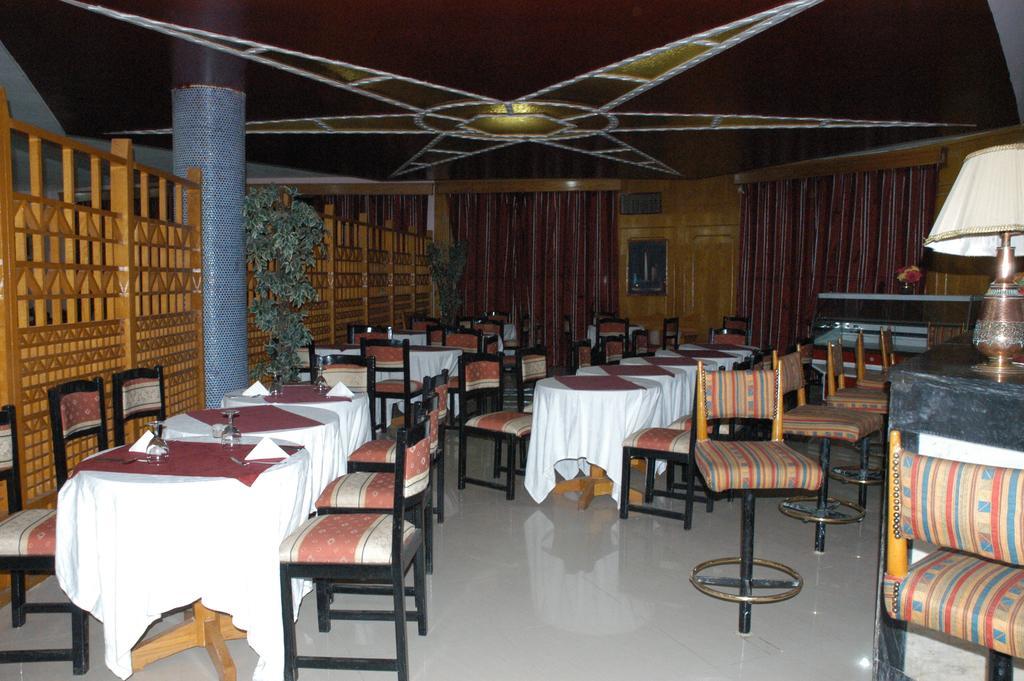 Nefertari Hotel Abu Simble Abu Simbel Exterior foto